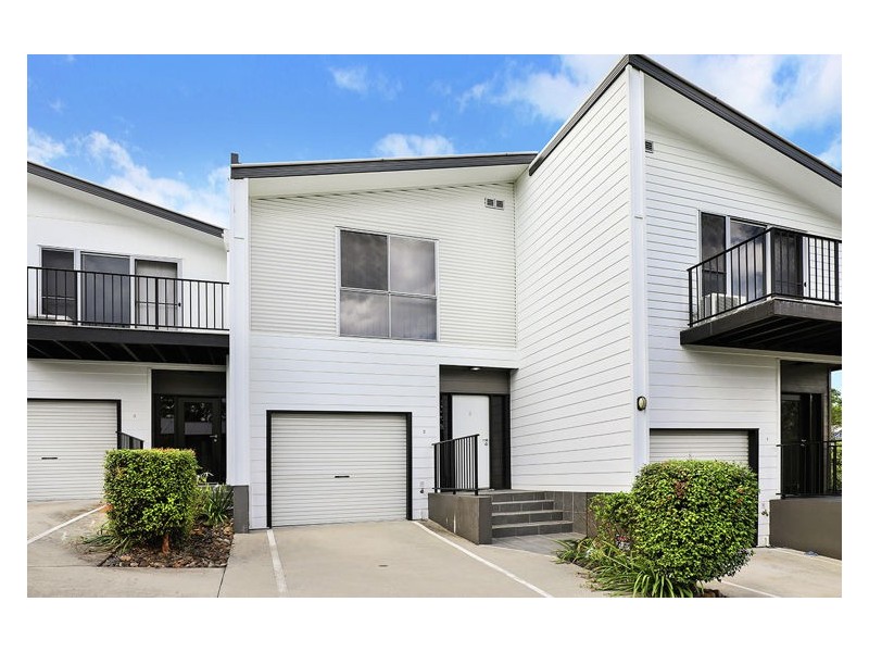2/21-23 Webster Road, Nambour QLD 4560