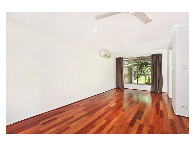 8 Muirfield Crescent, Nambour QLD 4560