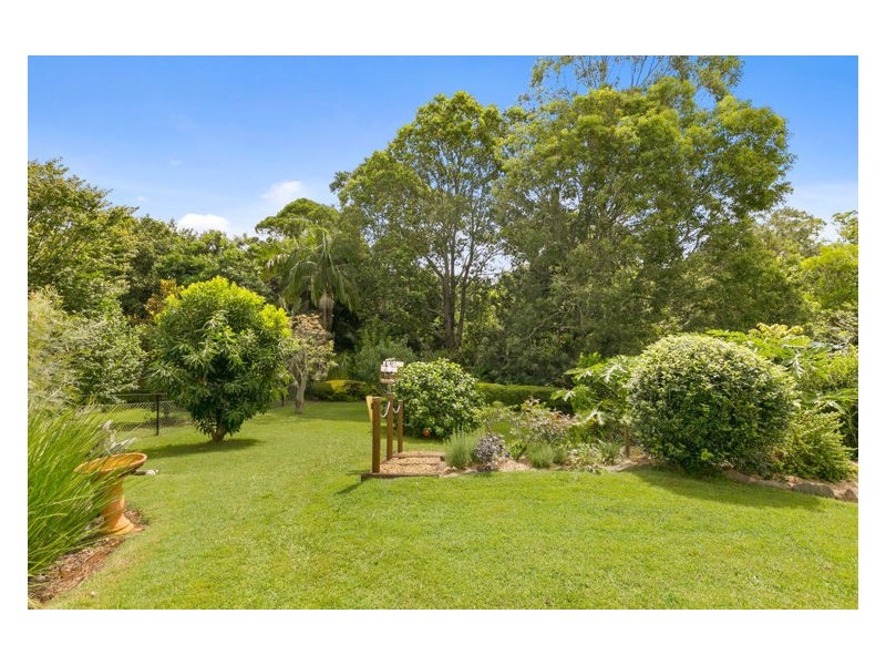 14 Rainbow Park Drive, Mapleton QLD 4560