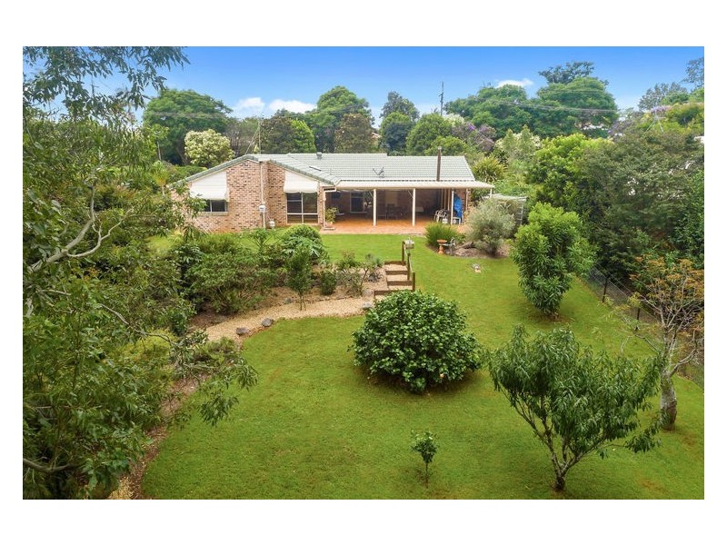 14 Rainbow Park Drive, Mapleton QLD 4560
