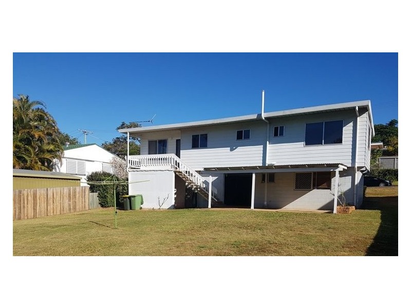 8 Amaroo Avenue, Nambour QLD 4560