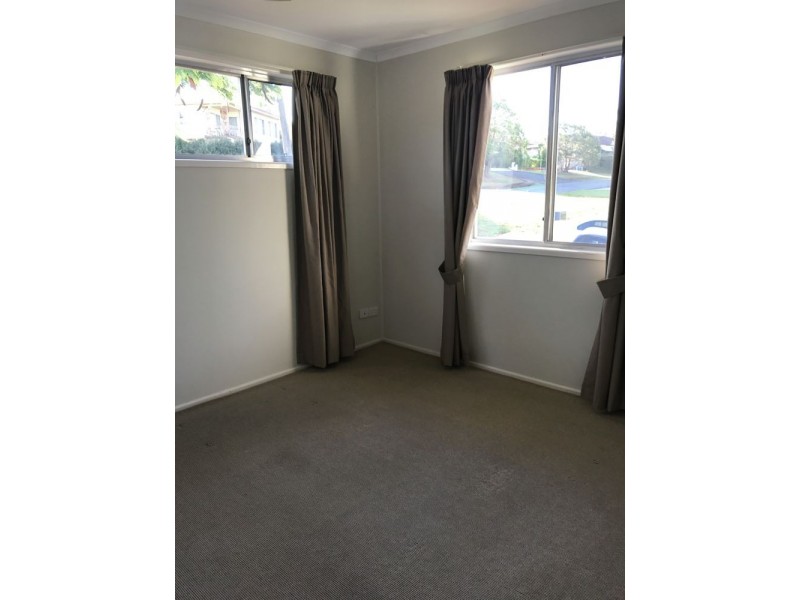 8 Amaroo Avenue, Nambour QLD 4560