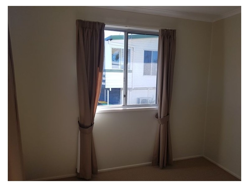 8 Amaroo Avenue, Nambour QLD 4560