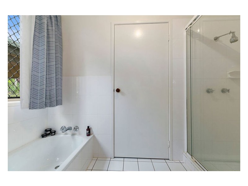 11 Canmaroo Avenue, Nambour QLD 4560