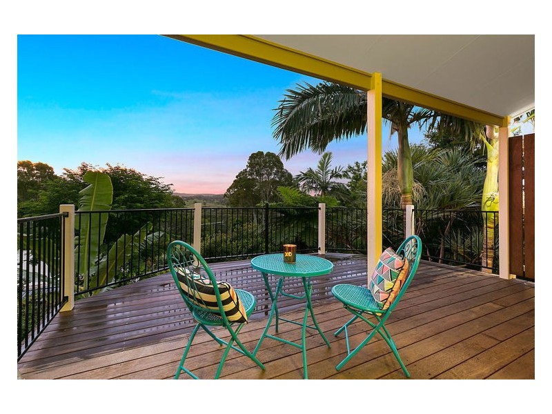 11 Canmaroo Avenue, Nambour QLD 4560