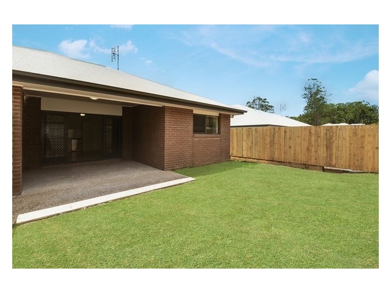 1/5 Esther Place, Nambour QLD 4560
