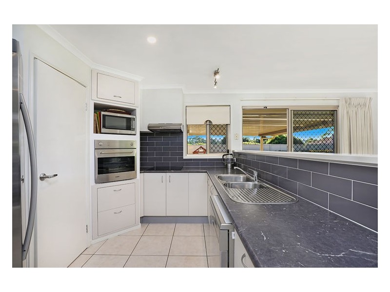 10 Killarney Crescent, Nambour QLD 4560