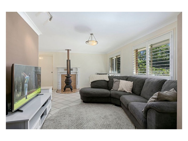 10 Hoffman Close, Montville QLD 4560