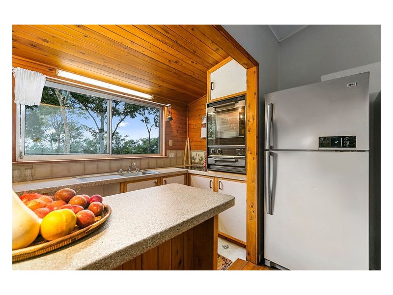 132 Flaxton Drive, Mapleton QLD 4560