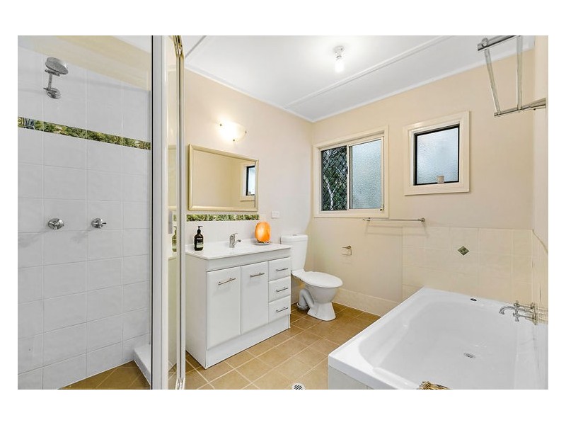 132 Flaxton Drive, Mapleton QLD 4560