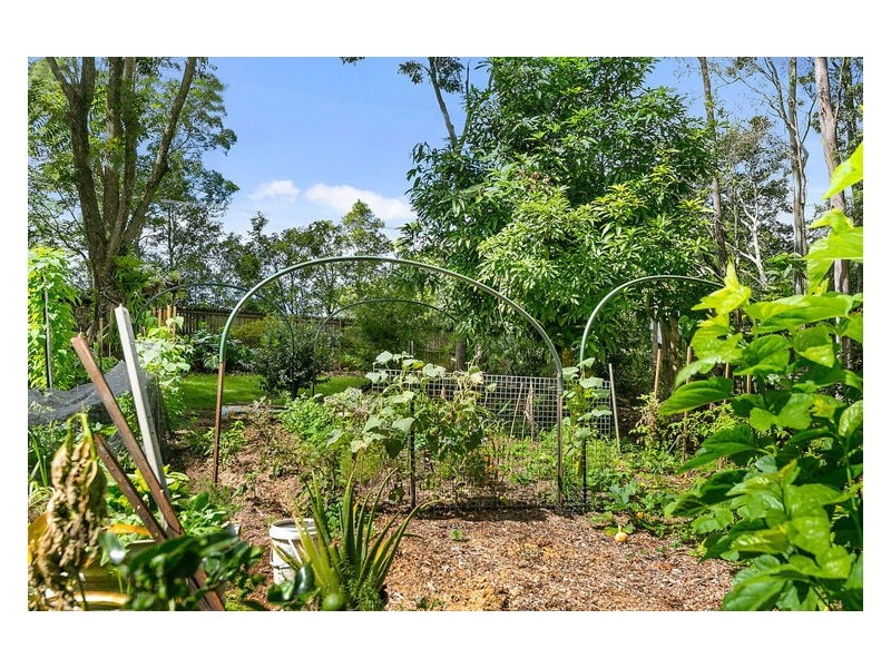 132 Flaxton Drive, Mapleton QLD 4560