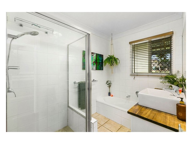 12 Elizabeth Way, Nambour QLD 4560