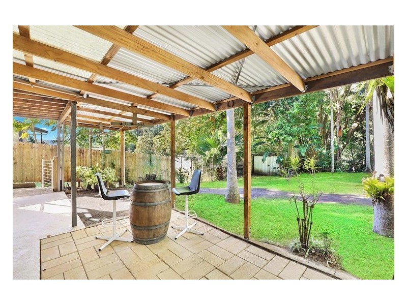 11 Bartlett Street, Nambour QLD 4560