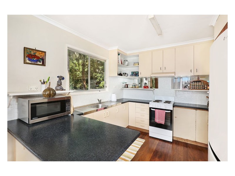 11 Bartlett Street, Nambour QLD 4560