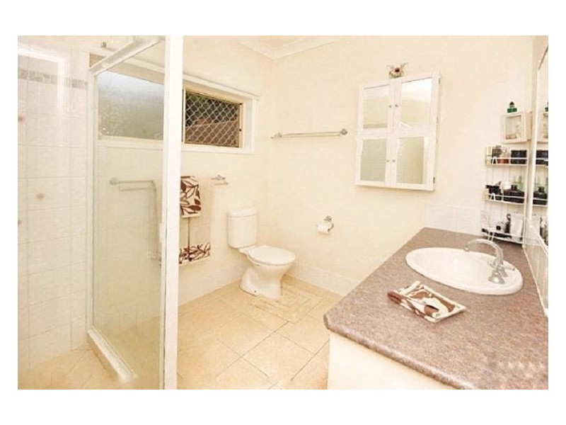 22 Yvonne Street, Nambour QLD 4560
