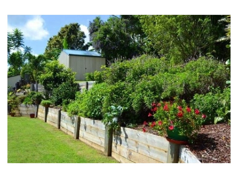 22 Yvonne Street, Nambour QLD 4560