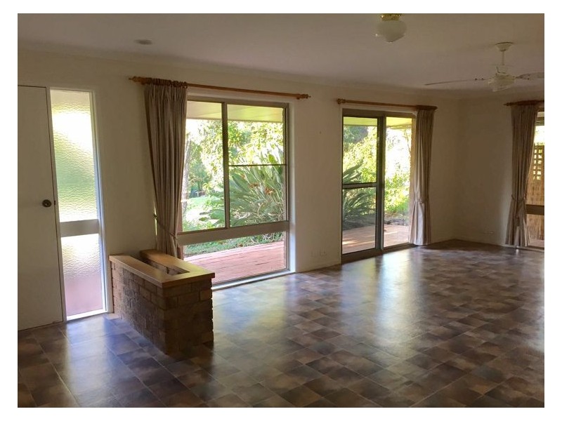 2 Reynolds Close, Woombye QLD 4559