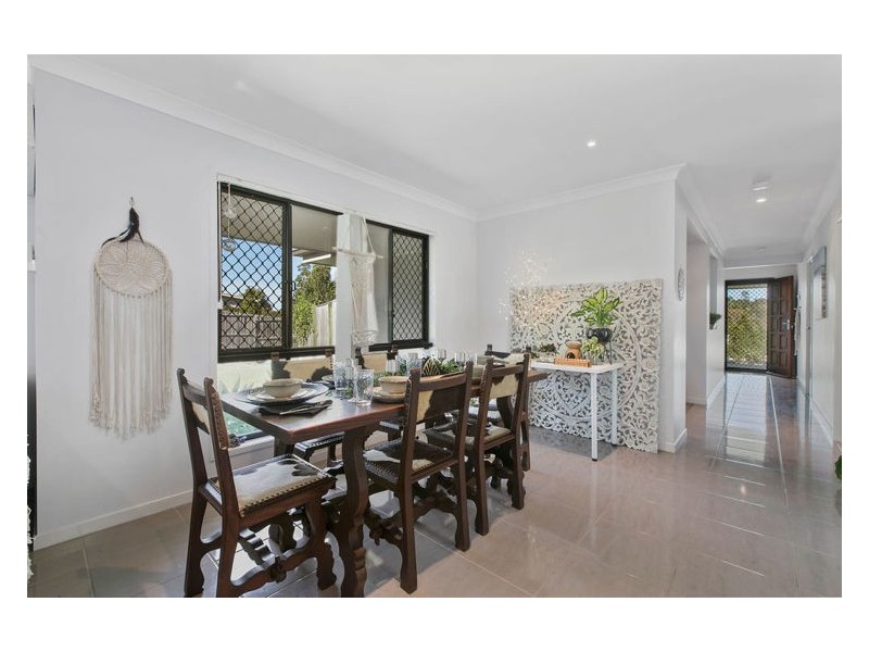 1 Dream Court, Nambour QLD 4560