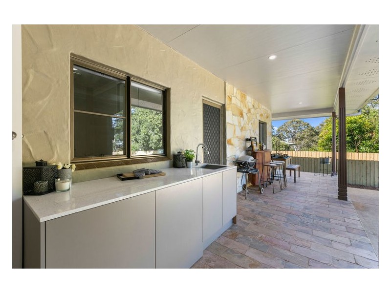10 Bangalow Street, Highworth QLD 4560