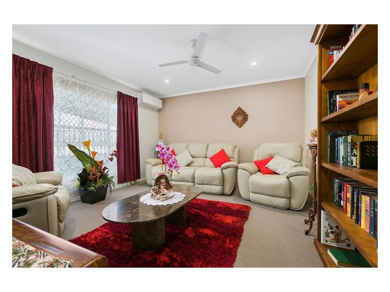 3 Griffin Place, Coes Creek QLD 4560