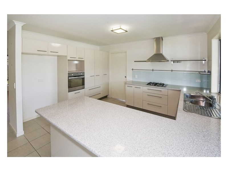 5 Dream Court, Nambour QLD 4560