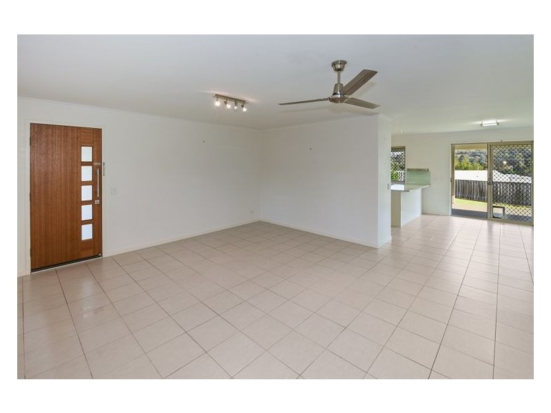 5 Dream Court, Nambour QLD 4560