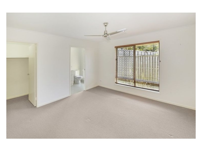 5 Dream Court, Nambour QLD 4560