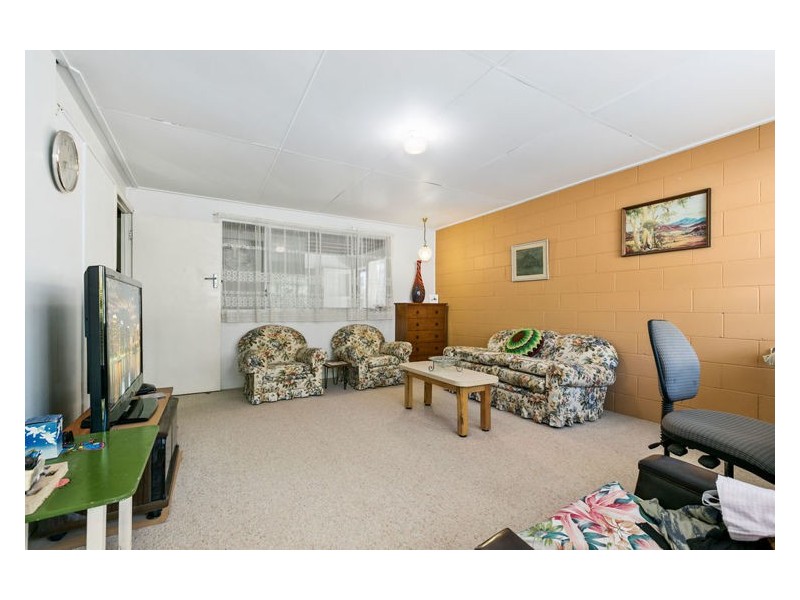 4 Kundart Street, Coes Creek QLD 4560