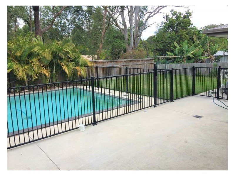 32 Caloundra St, Landsborough QLD 4550