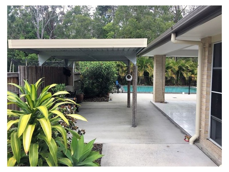 32 Caloundra St, Landsborough QLD 4550