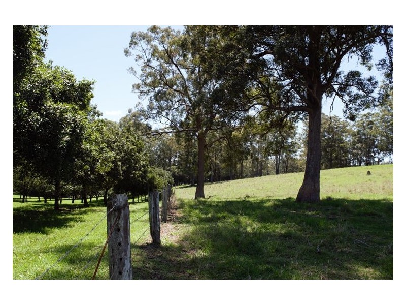 47 McLeod Road, Mapleton QLD 4560