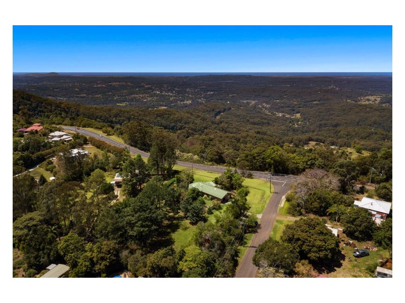 2 Mill Hill Road, Montville QLD 4560