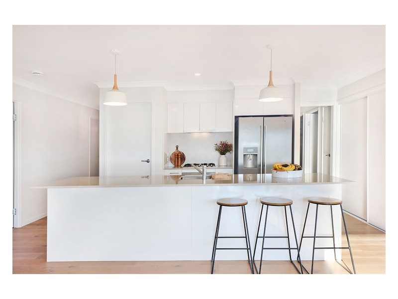 15 Tramline Rise, Burnside QLD 4560