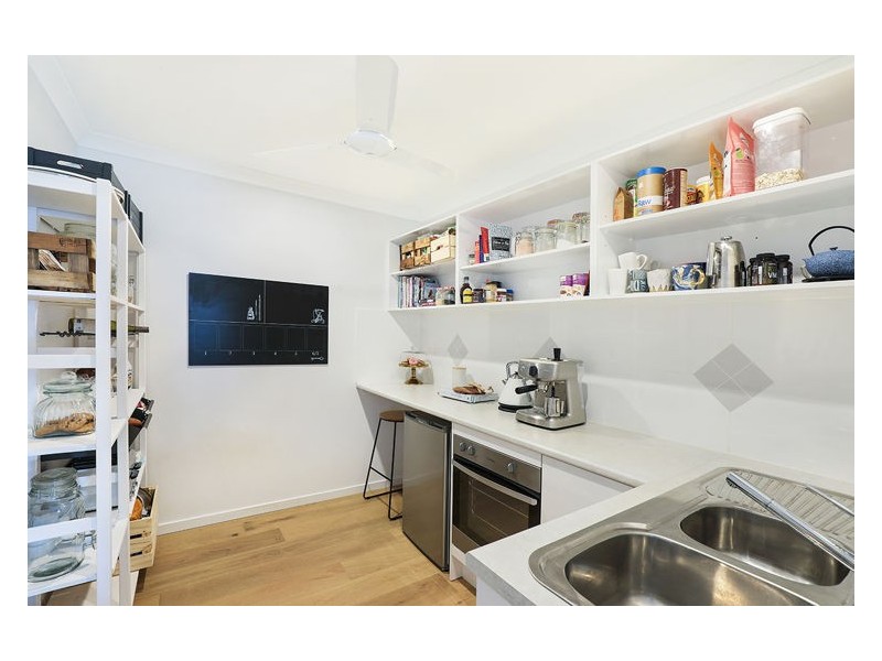 15 Tramline Rise, Burnside QLD 4560