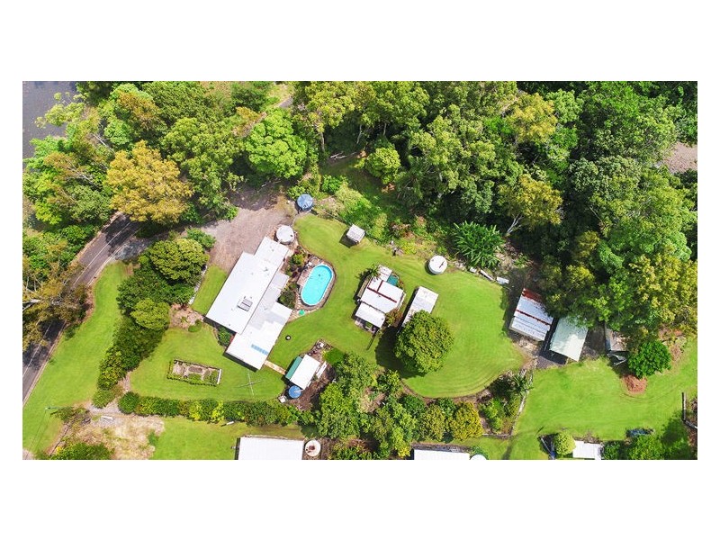 8 Carruthers Road, Woombye QLD 4559