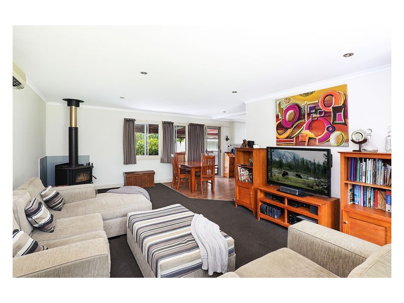 8 Carruthers Road, Woombye QLD 4559