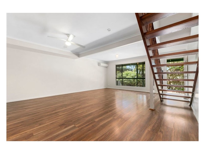 2/32 Lows Drive, Pacific Paradise QLD 4564