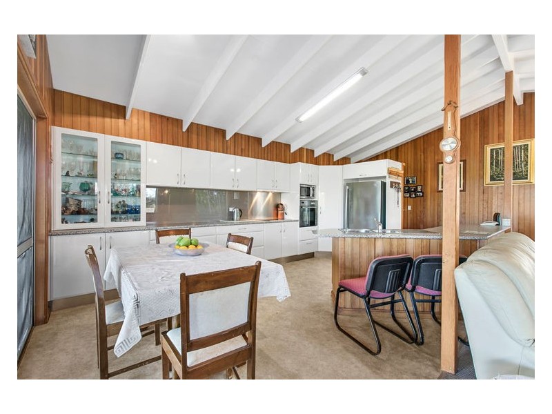 46 Johnson Road, Mapleton QLD 4560