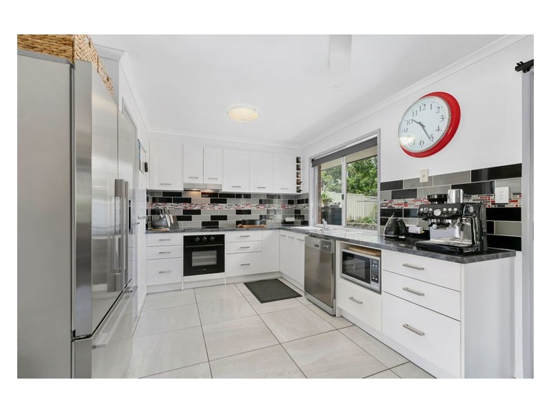 10 Silverwood Drive, Burnside QLD 4560