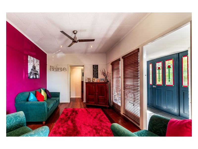 17 Stanley Street, Nambour QLD 4560