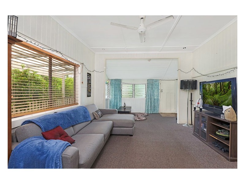 9 Vernon Street, Nambour QLD 4560