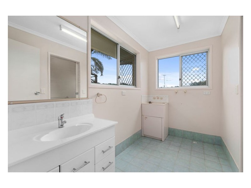 43 Kerrs Lane, Coes Creek QLD 4560