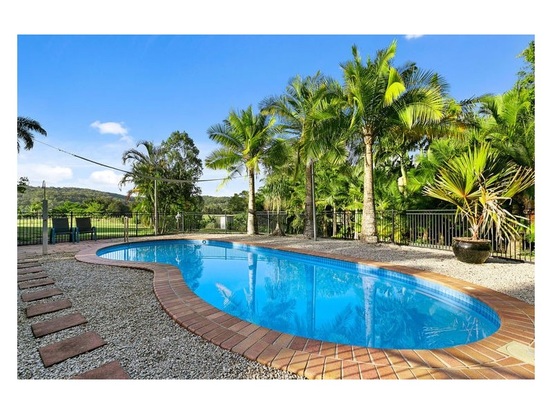 339 Petrie Creek Road, Rosemount QLD 4560