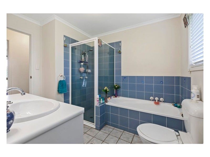 27 Cascade Drive, Yandina QLD 4561