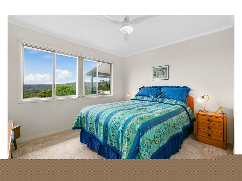 27 Raylee Avenue, Nambour QLD 4560