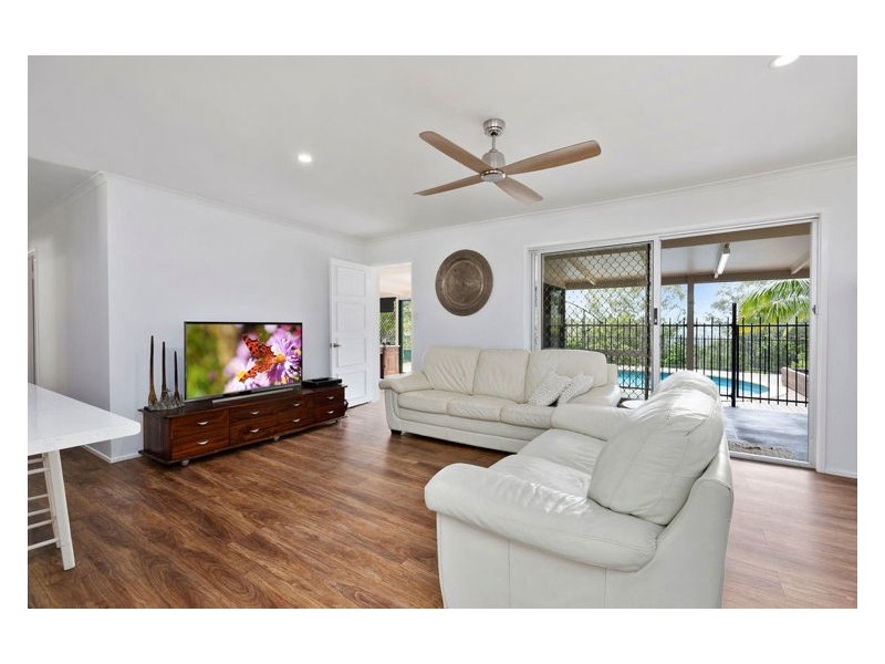 138 Shurvell Road, Hunchy QLD 4555