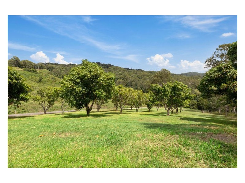 138 Shurvell Road, Hunchy QLD 4555