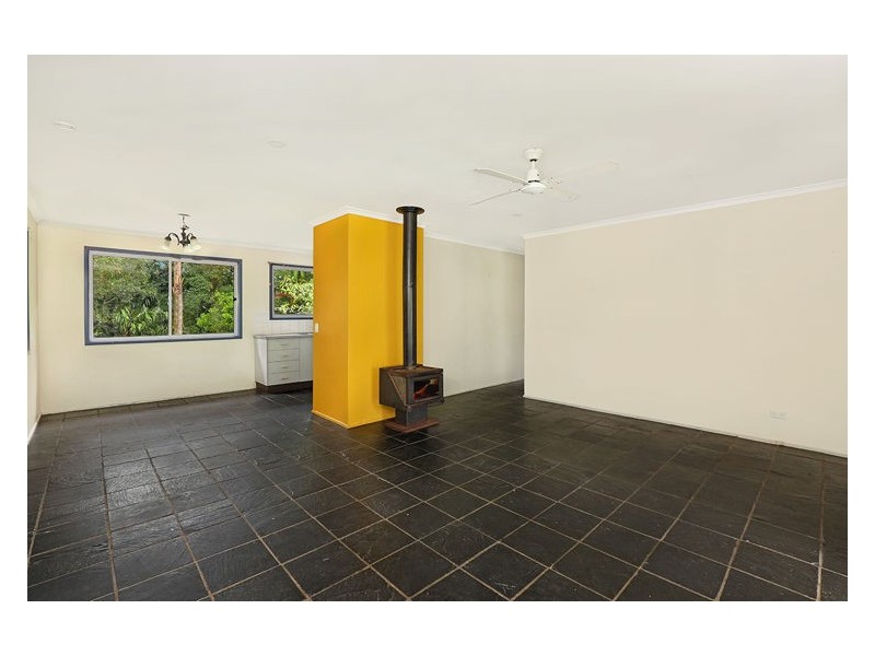 22 Tallangatta St, Nambour QLD 4560