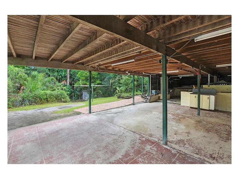 22 Tallangatta St, Nambour QLD 4560