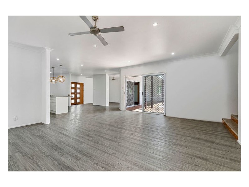 7 Birch Street, Caloundra West QLD 4551